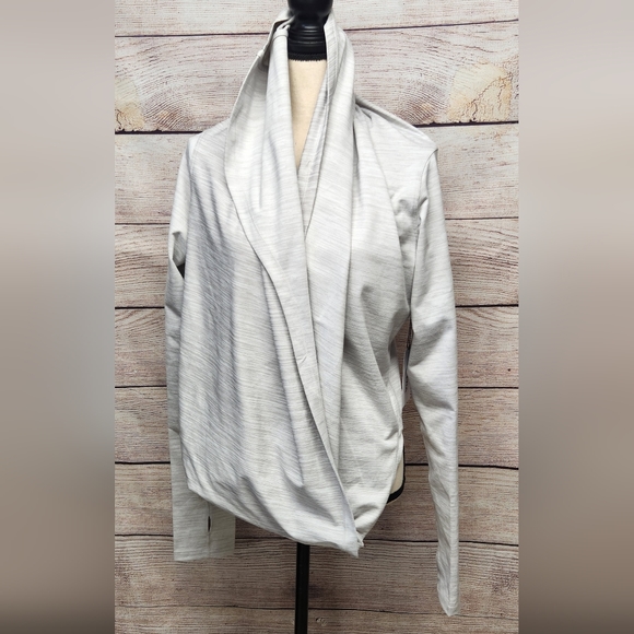 NEW!!!Zyia Active yoga cteam colored long sleeve shawl wrap Sz.L - Picture 1 of 2